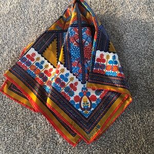 30% off - Collectible Vera Square Scarf w/Intricate Design